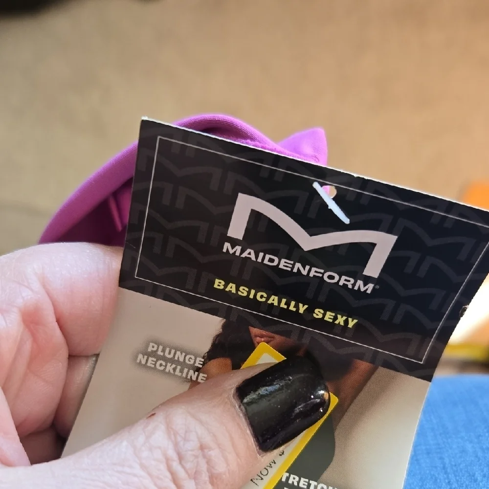 Maidenform Black and Pink Size Guide